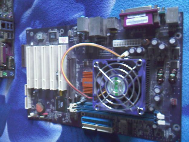Placa de baza cu procesor AMD - Pret | Preturi Placa de baza cu procesor AMD