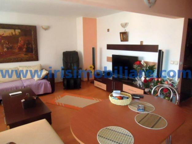 Vanzare apartament 3 camere - Pret | Preturi Vanzare apartament 3 camere