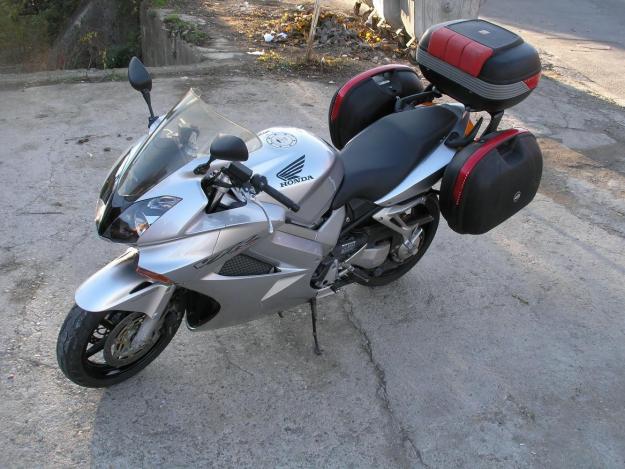 Vand Honda VFR 800 V-tec 2003 - Pret | Preturi Vand Honda VFR 800 V-tec 2003