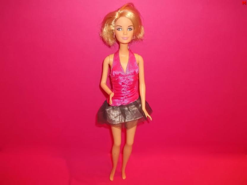 jucarii papusa barbie de la mattel din anul cap 1991 si corp 1999 - Pret | Preturi jucarii papusa barbie de la mattel din anul cap 1991 si corp 1999