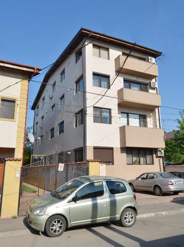 Propietar Apartament 3cam Jiului Damaroaia - Pret | Preturi Propietar Apartament 3cam Jiului Damaroaia