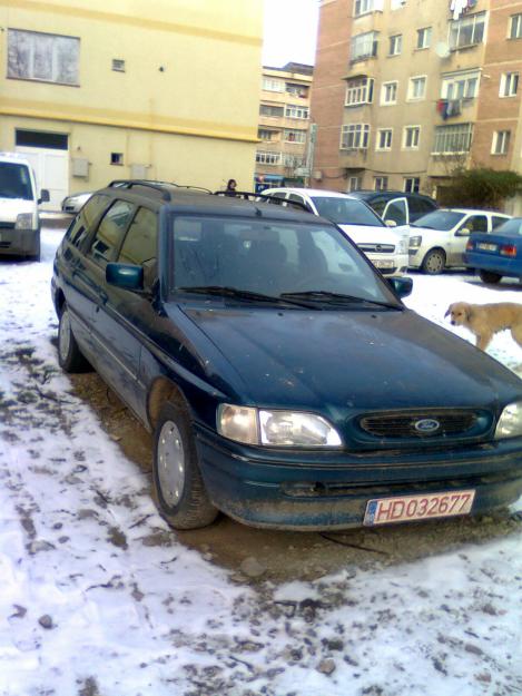 Vand Ford Escort! - Pret | Preturi Vand Ford Escort!