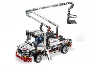 LEGO Bucket Truck (8071) - Pret | Preturi LEGO Bucket Truck (8071)