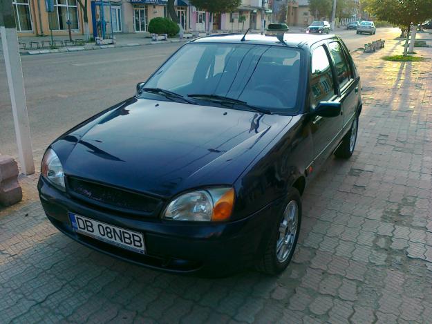 Ford Fiesta 2001 Aer conditionat - Pret | Preturi Ford Fiesta 2001 Aer conditionat