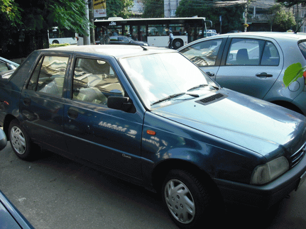 Dacia SuperNova - Pret | Preturi Dacia SuperNova