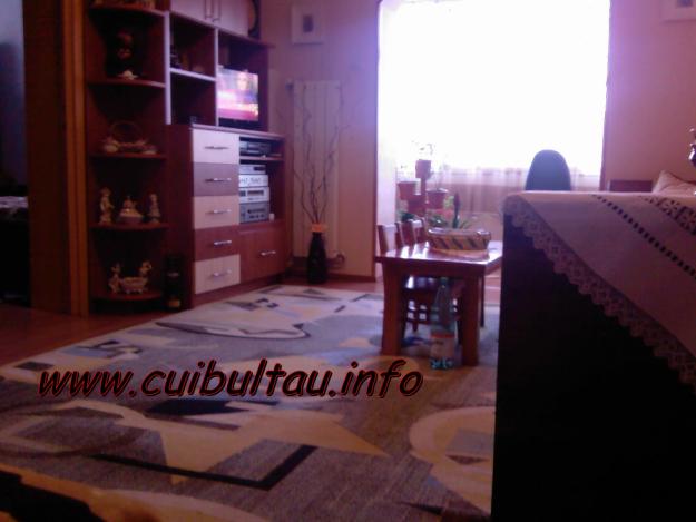 Vand apartament 3 camere Onesti - Pret | Preturi Vand apartament 3 camere Onesti