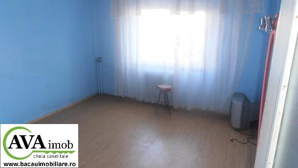 Ieftin! Vand apartament cu 3 camere decomandat in zona Nord - Pret | Preturi Ieftin! Vand apartament cu 3 camere decomandat in zona Nord