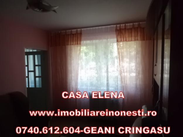 Vand apartament 2 camere in Onesti, zona de sus - Pret | Preturi Vand apartament 2 camere in Onesti, zona de sus