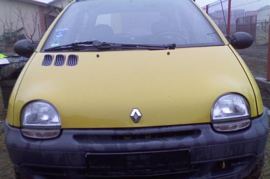 Vand / Dezmembrez Renault Twingo 1.2 an 1997 - Pret | Preturi Vand / Dezmembrez Renault Twingo 1.2 an 1997