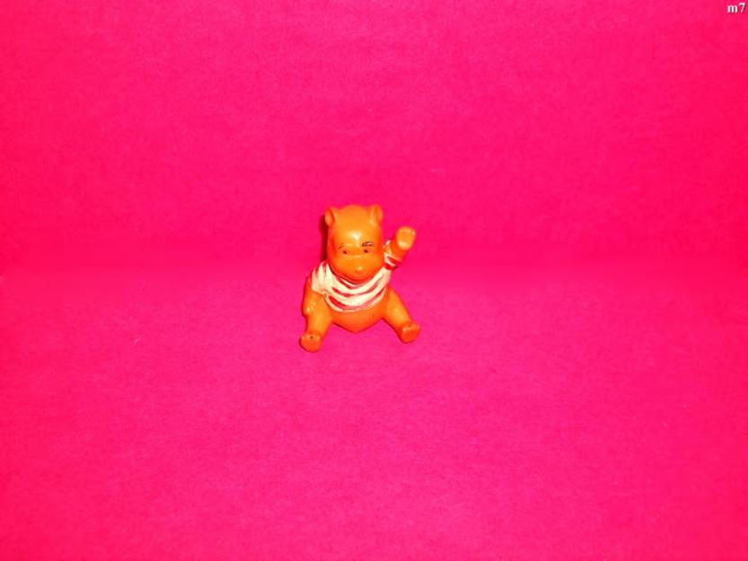 jucarii figurina winnie the pooh din plastic - Pret | Preturi jucarii figurina winnie the pooh din plastic