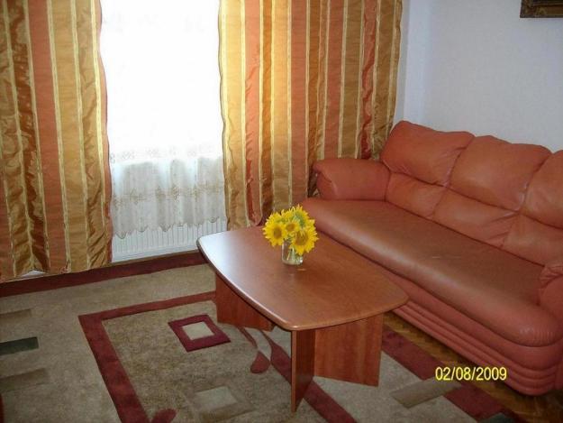 Apartament 3 camere Piata Victoriei Roma - Pret | Preturi Apartament 3 camere Piata Victoriei Roma