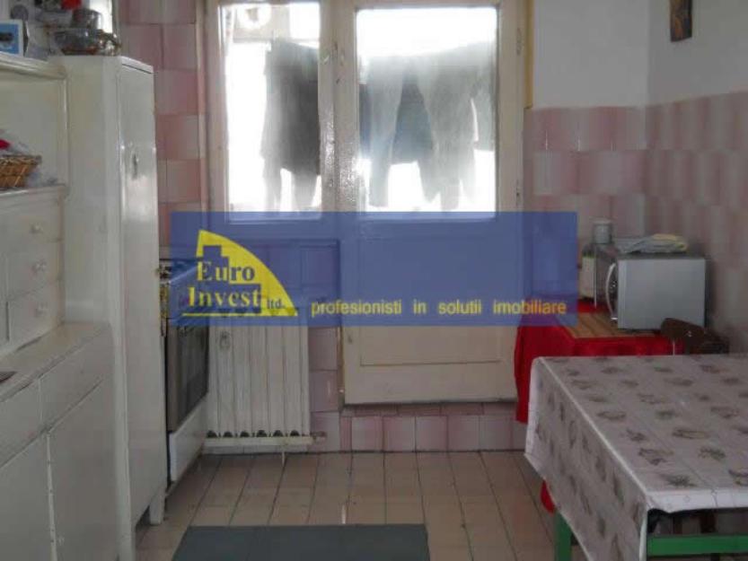 Apartament 4 camere Dristor Kaufland - Pret | Preturi Apartament 4 camere Dristor Kaufland