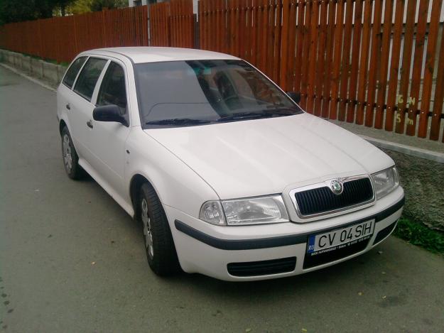 Vand SKODA OCTAVIA 1,9 TDI din anul 2001 - Pret | Preturi Vand SKODA OCTAVIA 1,9 TDI din anul 2001