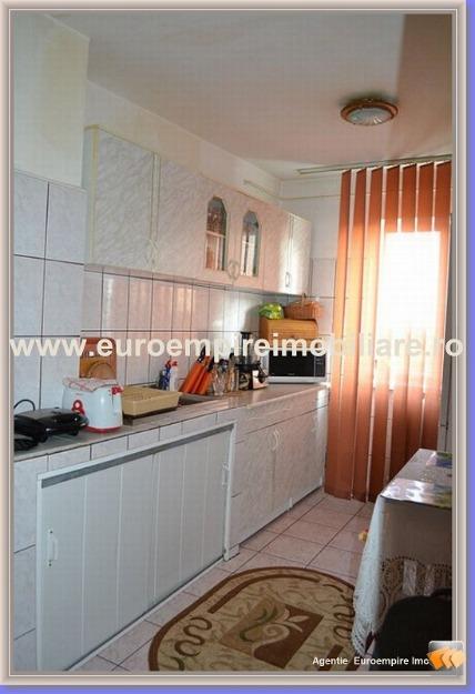 Vand apartament 3 camere constanta - Pret | Preturi Vand apartament 3 camere constanta