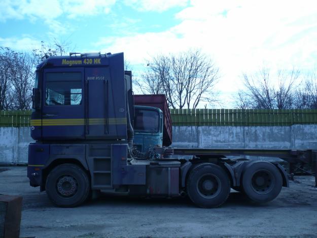 autotractor renault magnum 3 axe,una liftanta,1998 fabricat,inmatriculat ro - Pret | Preturi autotractor renault magnum 3 axe,una liftanta,1998 fabricat,inmatriculat ro