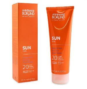 Lotiune de soare SPF 20, 125 ml, naturala - Pret | Preturi Lotiune de soare SPF 20, 125 ml, naturala