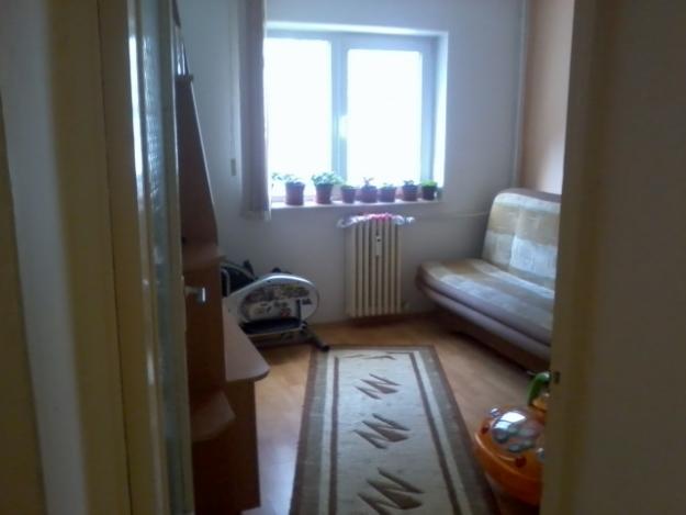 (COD 3181)Cristian Chance ofera spre vanzare apartament C.E.T - Pret | Preturi (COD 3181)Cristian Chance ofera spre vanzare apartament C.E.T