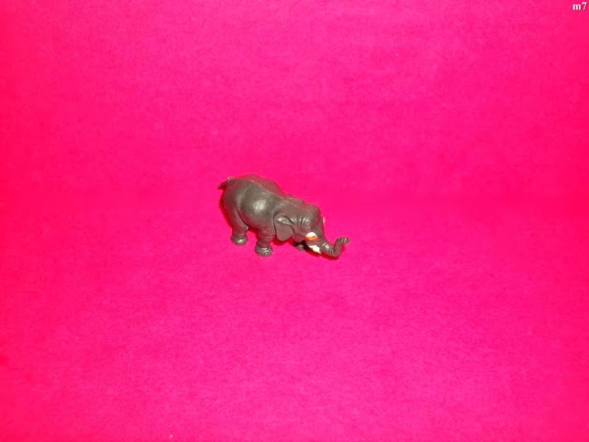 jucarii figurina elefant din plastic - Pret | Preturi jucarii figurina elefant din plastic