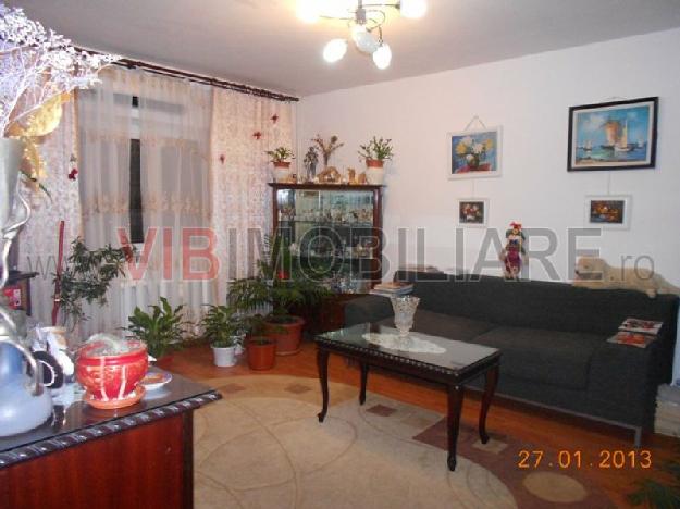 VIB13065 - Vanzare apartament 4 camere decomandat -Timpuri Noi - renovat - 110000 euro. - Pret | Preturi VIB13065 - Vanzare apartament 4 camere decomandat -Timpuri Noi - renovat - 110000 euro.