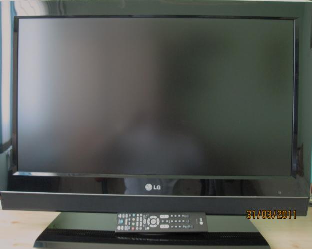 Televizor LCD LG model 32LC52 diagonala 81 cm - Pret | Preturi Televizor LCD LG model 32LC52 diagonala 81 cm