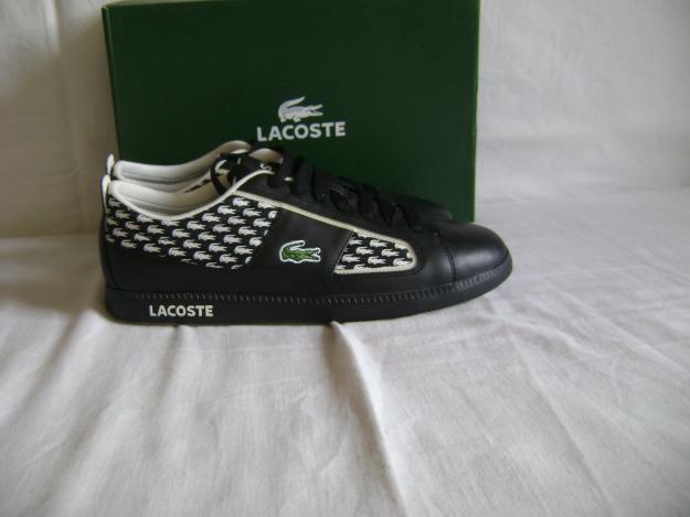 Lacoste Observe II MR Black + White - Marimea: 42 - Pret: 250 RON - Pret | Preturi Lacoste Observe II MR Black + White - Marimea: 42 - Pret: 250 RON