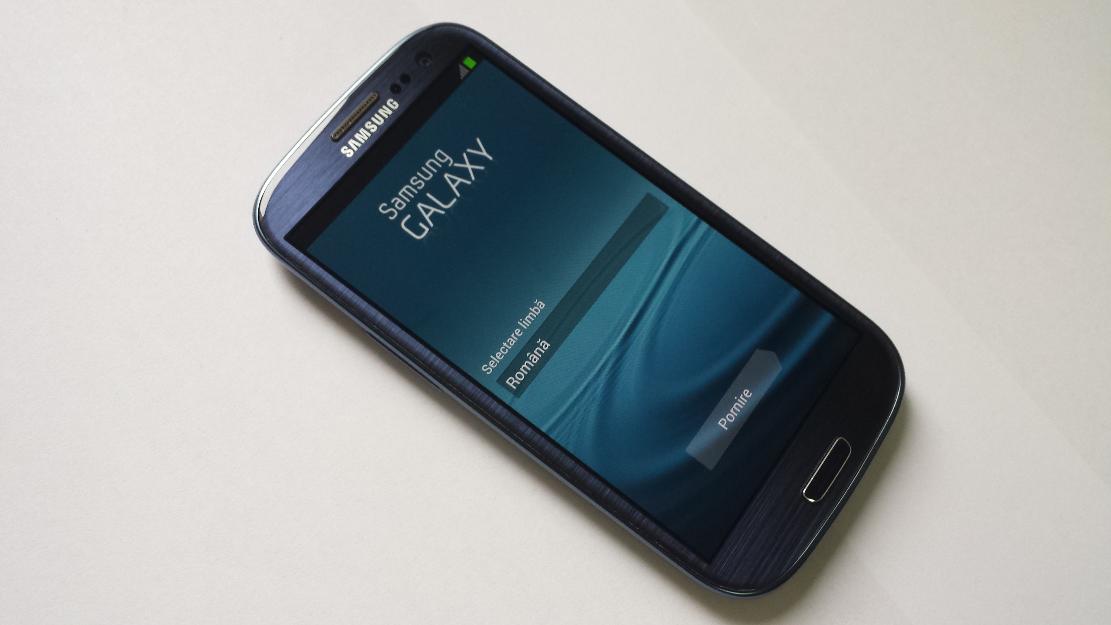 Samsung i9300 Galaxy S3 ALBASTRU + 1 An Garantie - Pret | Preturi Samsung i9300 Galaxy S3 ALBASTRU + 1 An Garantie
