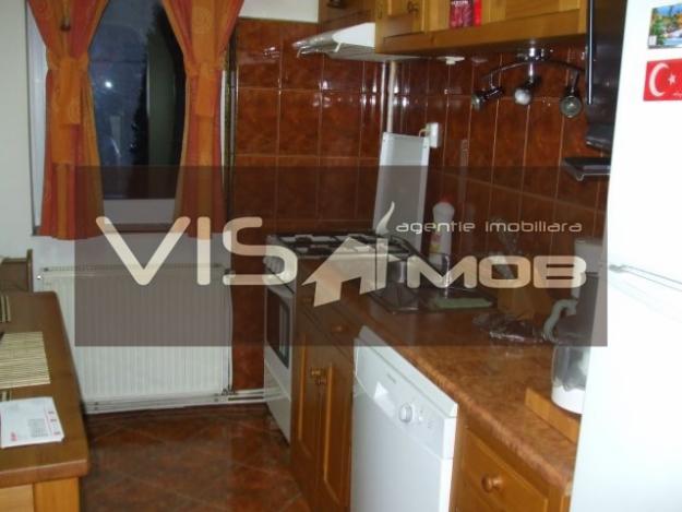 Vand apartament cu 3 camere in Onesti - Pret | Preturi Vand apartament cu 3 camere in Onesti