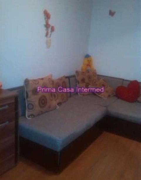 Tomis Nord apartament 3 camere nedecomandat etaj 1/4 - Pret | Preturi Tomis Nord apartament 3 camere nedecomandat etaj 1/4