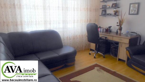 Vand apartament cu 3 camere pe str Mioritei, la etaj inferior - Pret | Preturi Vand apartament cu 3 camere pe str Mioritei, la etaj inferior