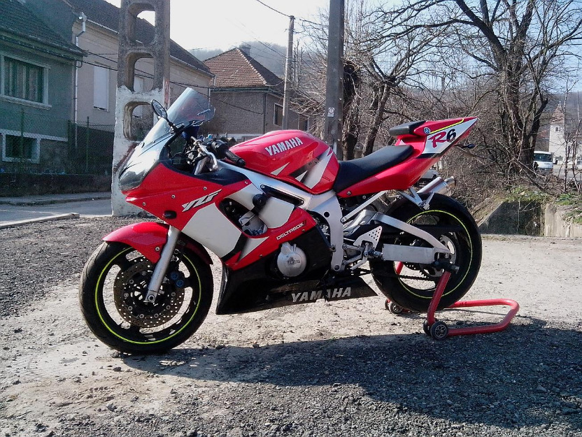 Yamaha R6 2001 excelenta - Pret | Preturi Yamaha R6 2001 excelenta