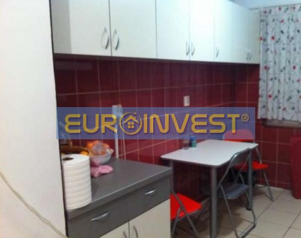 Apartament 2 camere Titan, 1 Decembrie, metrou - Pret | Preturi Apartament 2 camere Titan, 1 Decembrie, metrou