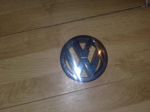 emblema fata VW Passat model 2004-2008 - Pret | Preturi emblema fata VW Passat model 2004-2008