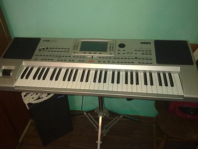 Orga Korg PA80 impecabil - Pret | Preturi Orga Korg PA80 impecabil