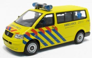 Macheta auto Volkswagen T5 Ambulance NL Visser Leeuwarden - Pret | Preturi Macheta auto Volkswagen T5 Ambulance NL Visser Leeuwarden