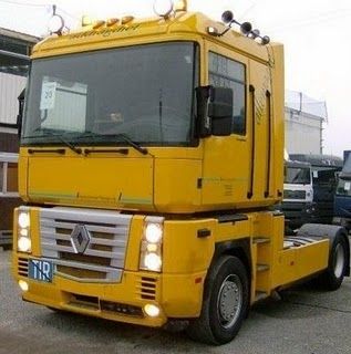 Cap Tractor Renault Magnum de vanzare second hand import vanzari camioane sh cap tractor 4x3 sh stare buna pret f bun - Pret | Preturi Cap Tractor Renault Magnum de vanzare second hand import vanzari camioane sh cap tractor 4x3 sh stare buna pret f bun