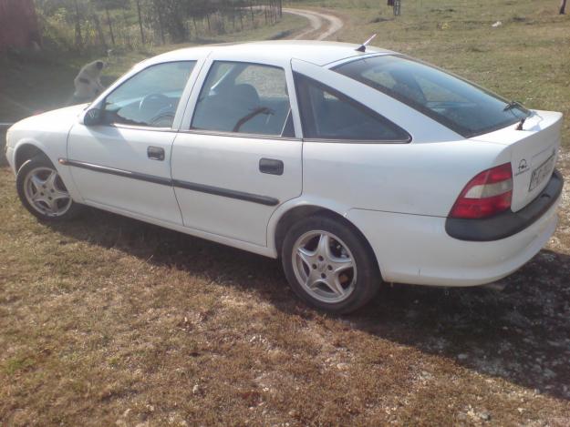 vand opel vectra b ,an 97pret 3700 euro - Pret | Preturi vand opel vectra b ,an 97pret 3700 euro