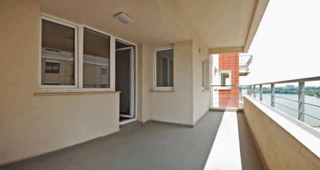 Apartament 3 camere bloc nou vedere lac - Pret | Preturi Apartament 3 camere bloc nou vedere lac