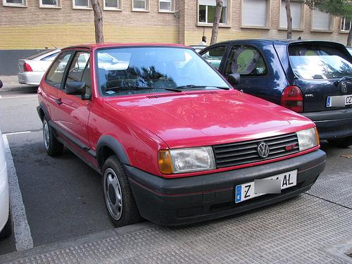 Vand VW POLO din 1991 rosu sport 2 usi - Pret | Preturi Vand VW POLO din 1991 rosu sport 2 usi