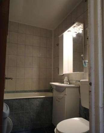 Inchiriez apartament 2 camere Soveja - Pret | Preturi Inchiriez apartament 2 camere Soveja