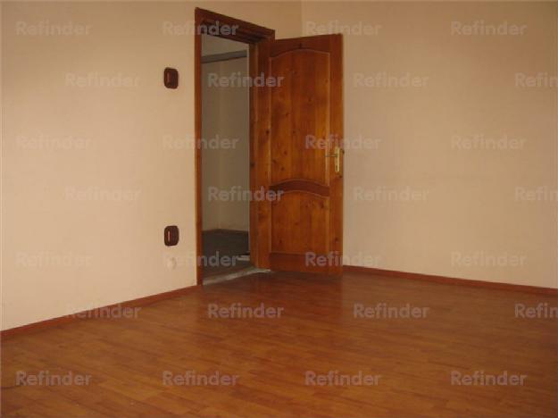 Vanzare apartament 4 camere Cantacuzino Ploiesti - Pret | Preturi Vanzare apartament 4 camere Cantacuzino Ploiesti