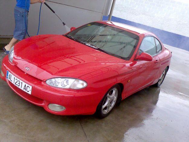 Vand hyundai coupe sport cu doua usi - Pret | Preturi Vand hyundai coupe sport cu doua usi