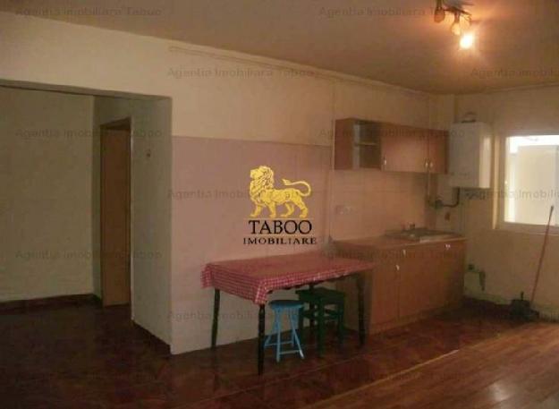 Vanzare Apartament 3 camere Strand, Sibiu 49000 Euro - Pret | Preturi Vanzare Apartament 3 camere Strand, Sibiu 49000 Euro