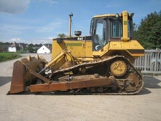 Buldozer Caterpillar D6M XL 1996 20t 112kW de vanzare second hand - Pret | Preturi Buldozer Caterpillar D6M XL 1996 20t 112kW de vanzare second hand