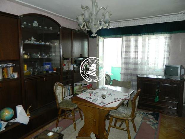 Apartament 3 camere de vanzare Iasi Podu Ros Cantemir - Pret | Preturi Apartament 3 camere de vanzare Iasi Podu Ros Cantemir