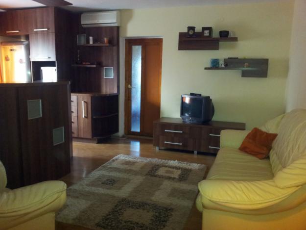 Apartament 3 camere zona Tatarasi - Pret | Preturi Apartament 3 camere zona Tatarasi