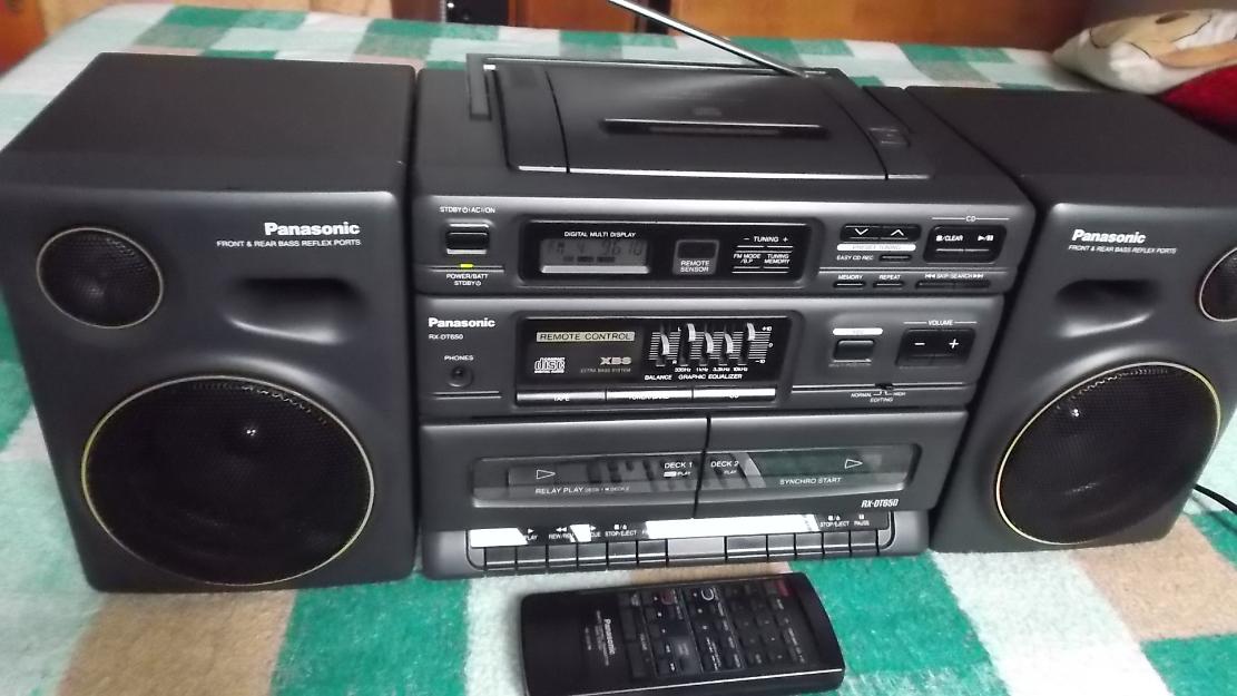 PANASONIC RX-DT650 radio casetofon cu cd portabil,boombox vintage+telecomanda - Pret | Preturi PANASONIC RX-DT650 radio casetofon cu cd portabil,boombox vintage+telecomanda