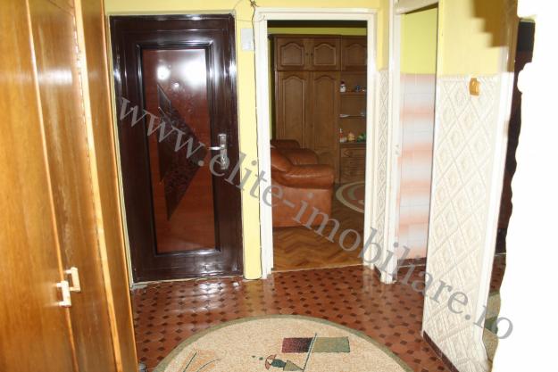 VANZARE APARTAMENT 2 CAMERE INEL I - Pret | Preturi VANZARE APARTAMENT 2 CAMERE INEL I