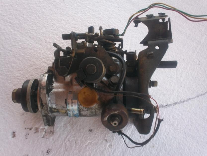 Pompa de injectie pentru Ford Mondeo Mk2 1.8 turbo diesel anii 1993-2000 - Pret | Preturi Pompa de injectie pentru Ford Mondeo Mk2 1.8 turbo diesel anii 1993-2000