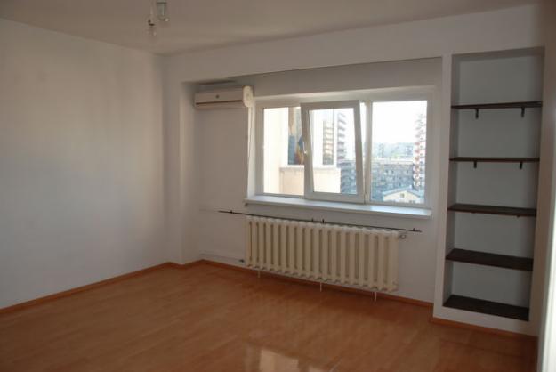 Apartament 3 camere Dristor - Pret | Preturi Apartament 3 camere Dristor