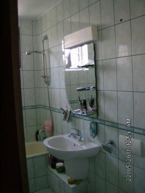 Vand apartament 4 camere - Pret | Preturi Vand apartament 4 camere